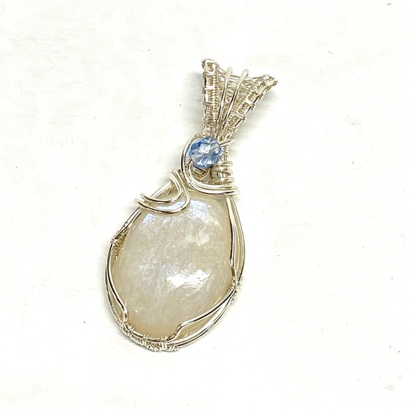 HANDCRAFTED MOONSTONE Hand Wrapped Statement Pendant, Artisan Handmade Jewelry - Picture 10 of 10